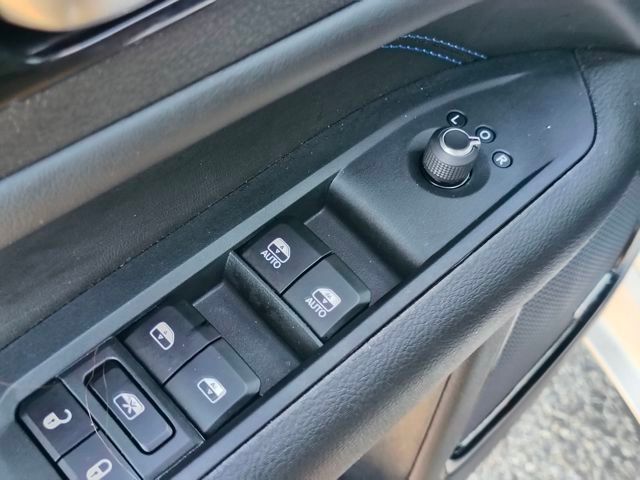 2025 Jeep Compass Limited photo 11