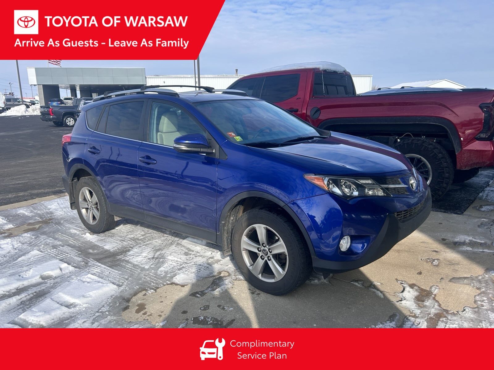 2015 Toyota RAV4 XLE's photo