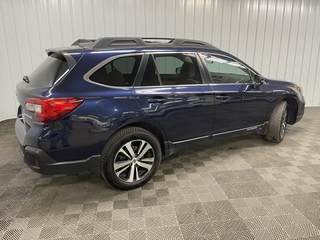 2018 Subaru Outback 2.5i photo 3