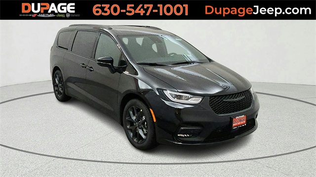 2026 Chrysler Pacifica Select's photo
