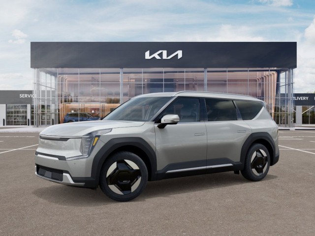 New 2026 Ivory Silver Kia Land image 3