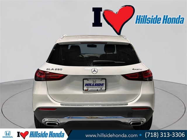 2021 Mercedes Benz GLA 250 4MATIC photo 4