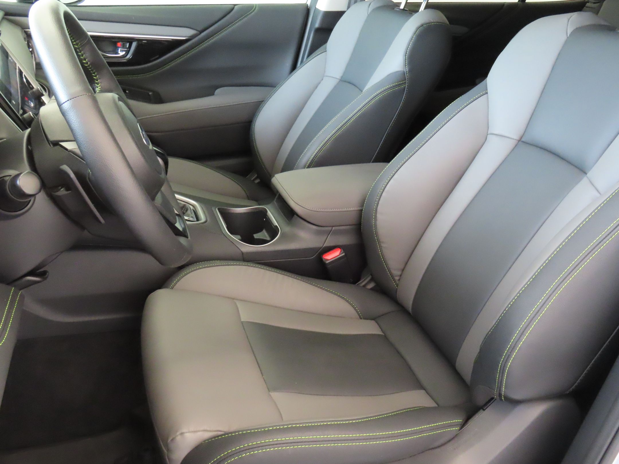 2025 Subaru Outback Onyx Edition photo 9