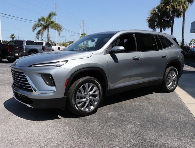 2025 Buick Enclave Preferred photo 5
