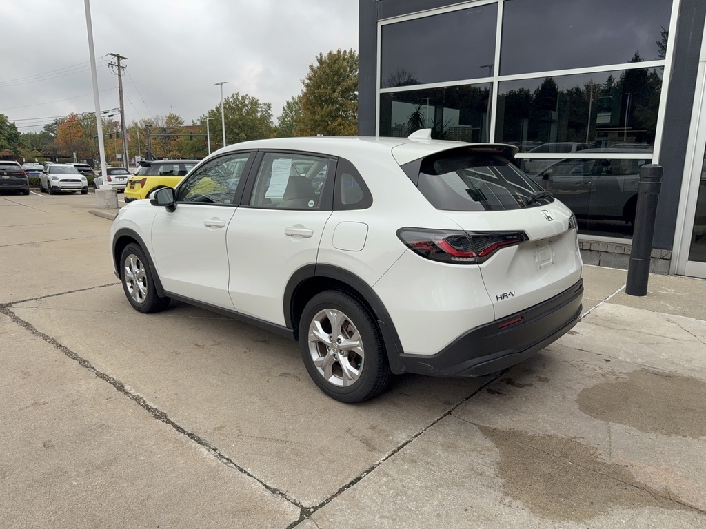 2023 Honda HR-V LX photo 2