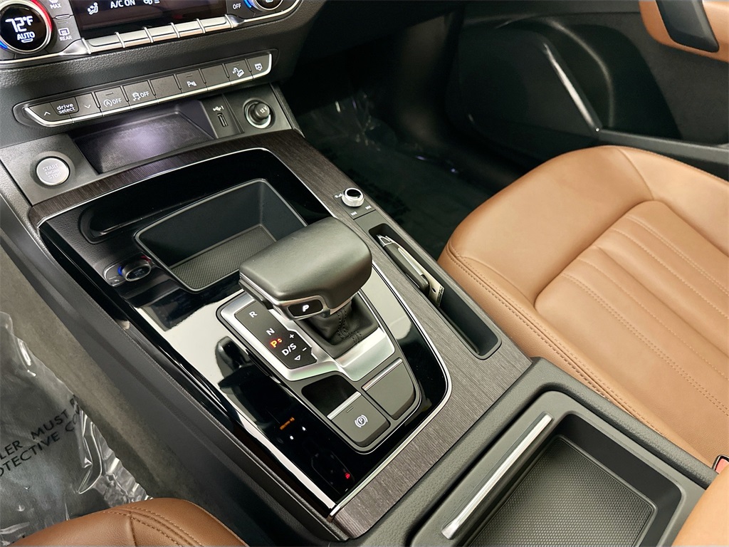 2022 Audi Q5 45 S line Premium photo 21