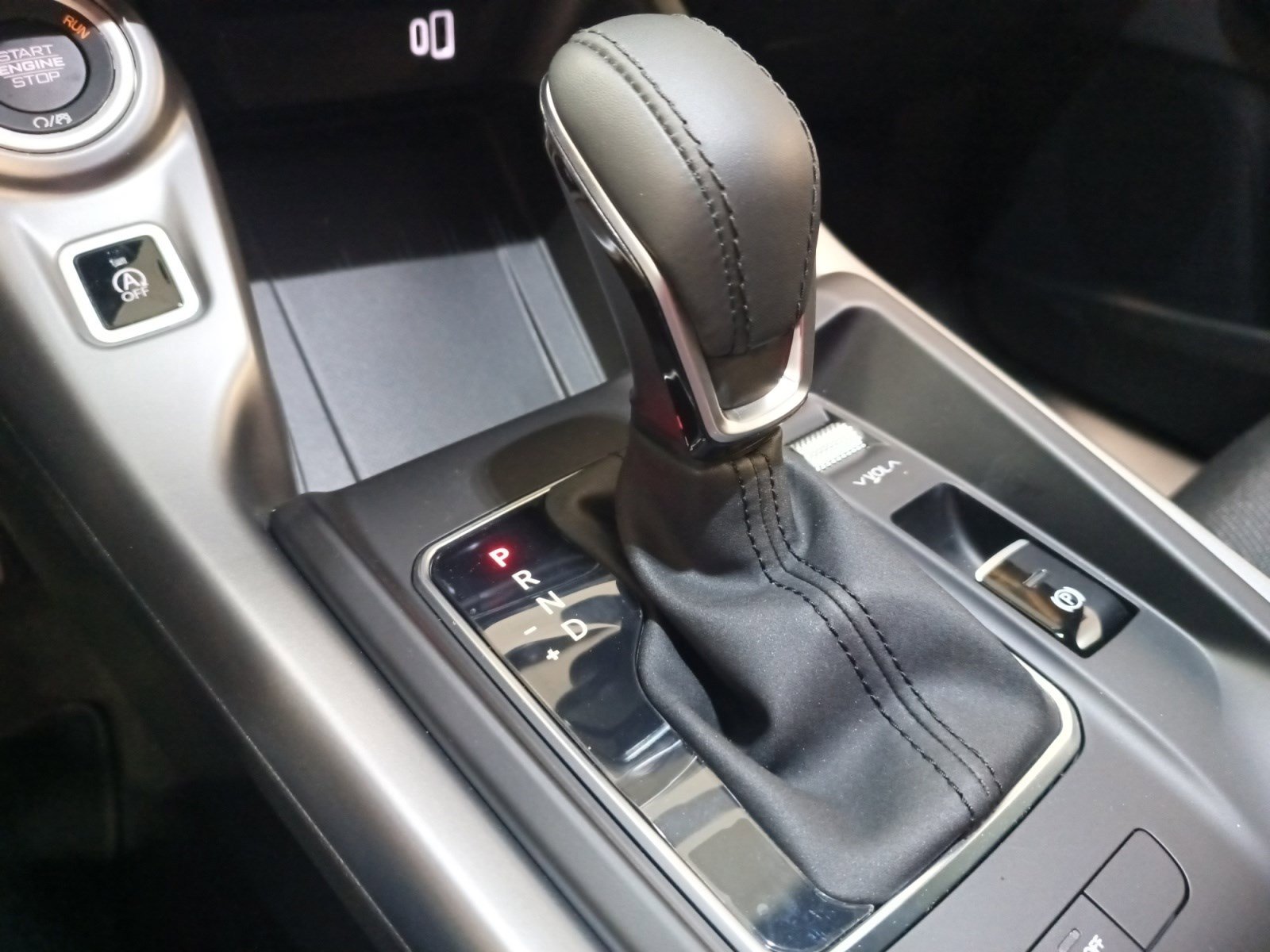 2025 Dodge Hornet GT photo 8
