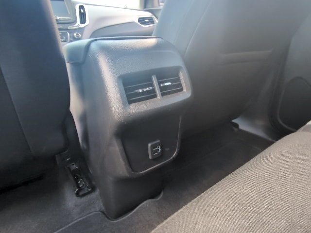 2024 Chevrolet Equinox LS photo 28