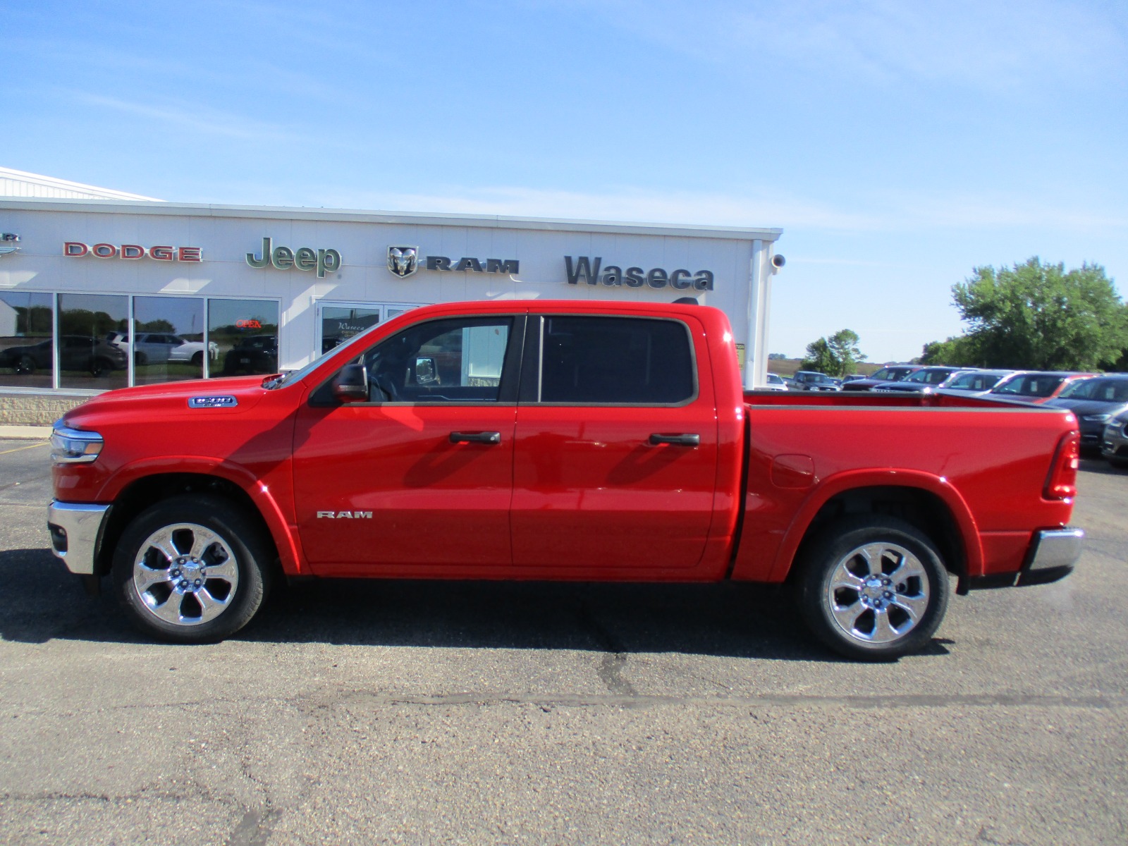 2025 Ram 1500 Big Horn photo 2
