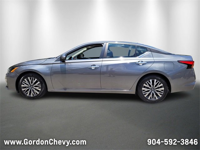 Used 2023 Nissan Altima SV with VIN 1N4BL4DV1PN377761 for sale in Orange Park, FL