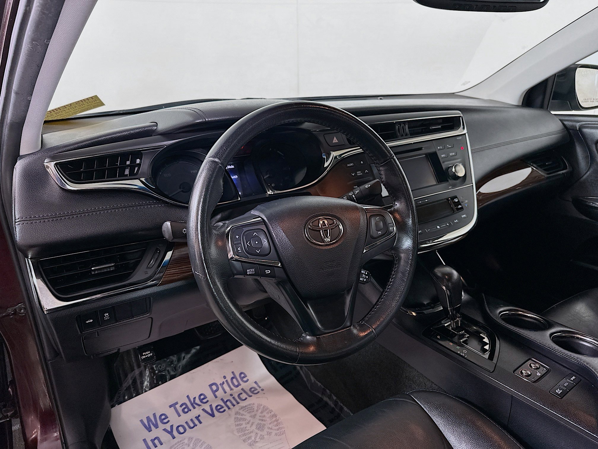 2013 Toyota Avalon Hybrid XLE Premium photo 5