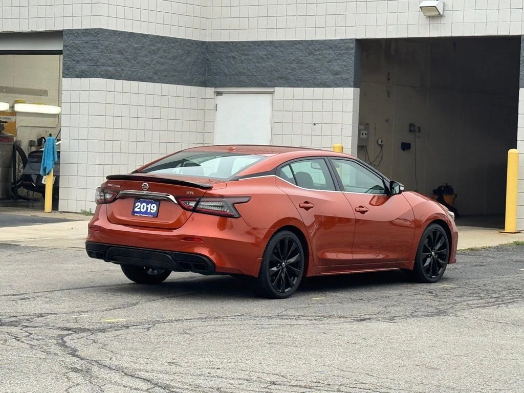 2019 Nissan Maxima SR photo 4