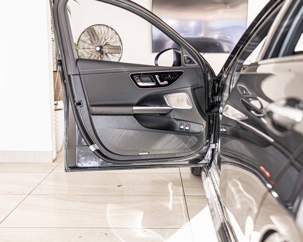 2024 MERCEDES-BENZ C-CLASS - Image 30