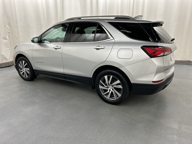 2022 Chevrolet Equinox Premier photo 3
