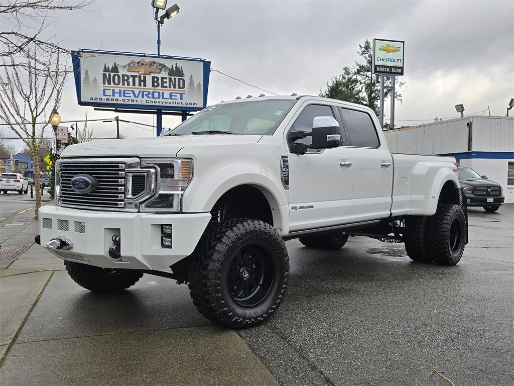 2020 Ford F-450 Super Duty Platinum's photo