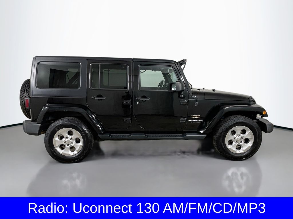 2015 Jeep Wrangler Unlimited Sahara photo 8