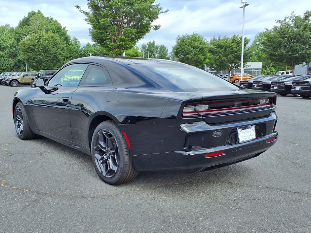 2025 Dodge Charger R/T photo 14