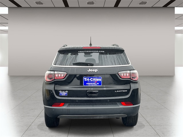 2024 Jeep Compass Limited photo 4