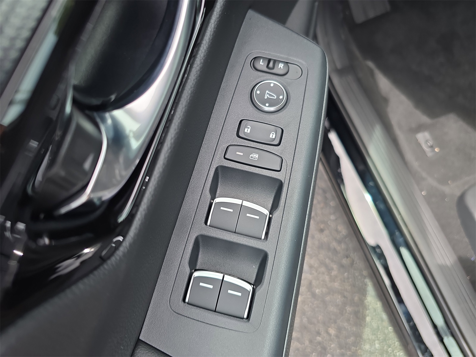 2026 Honda CR-V EX-L photo 15