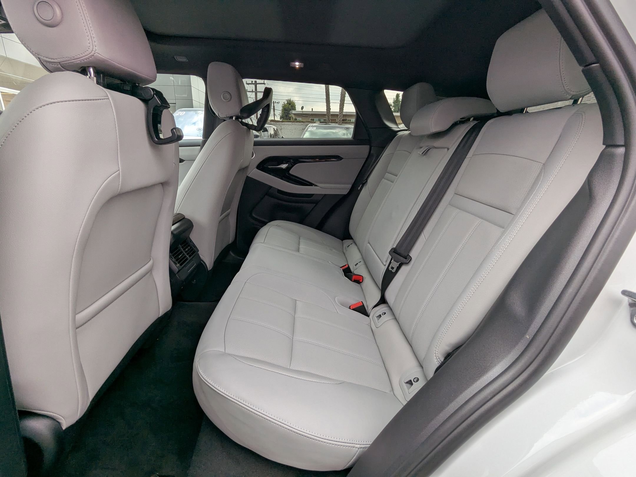 2026 Land Rover Range Rover Evoque S photo 16
