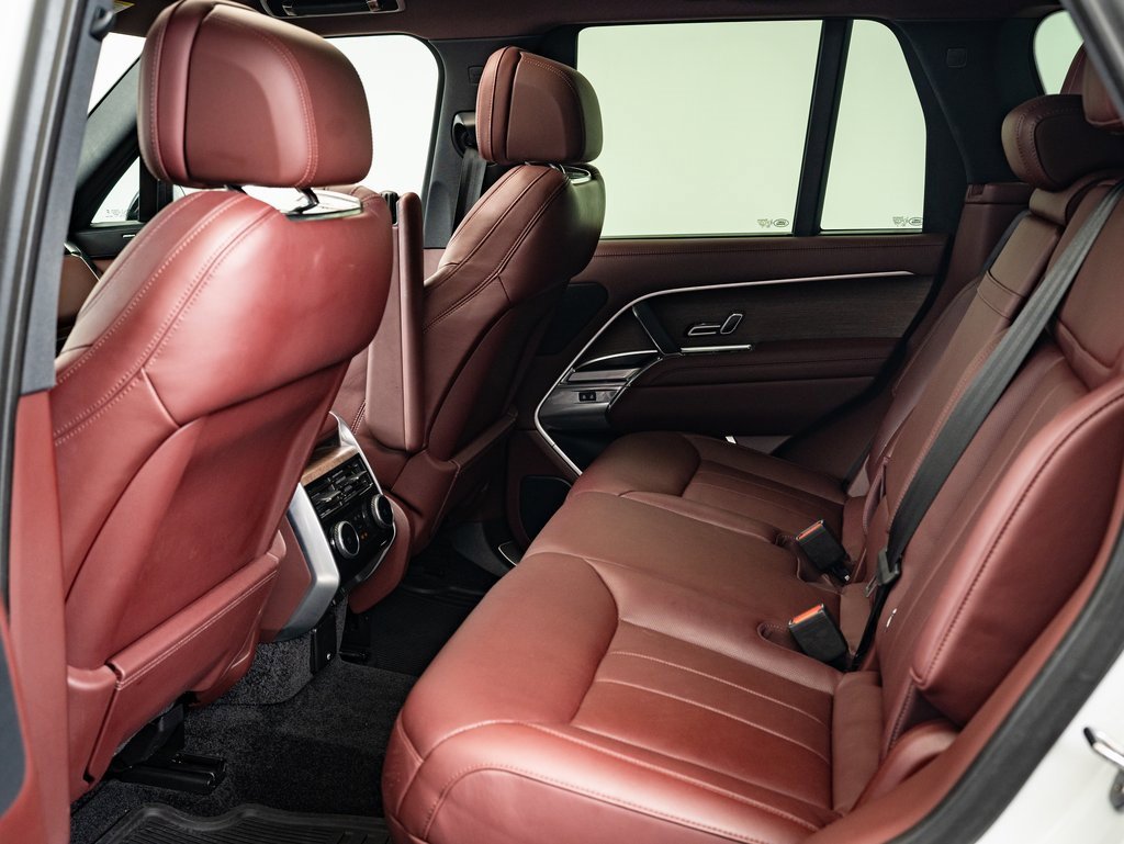 2023 Land Rover Range Rover SE photo 33