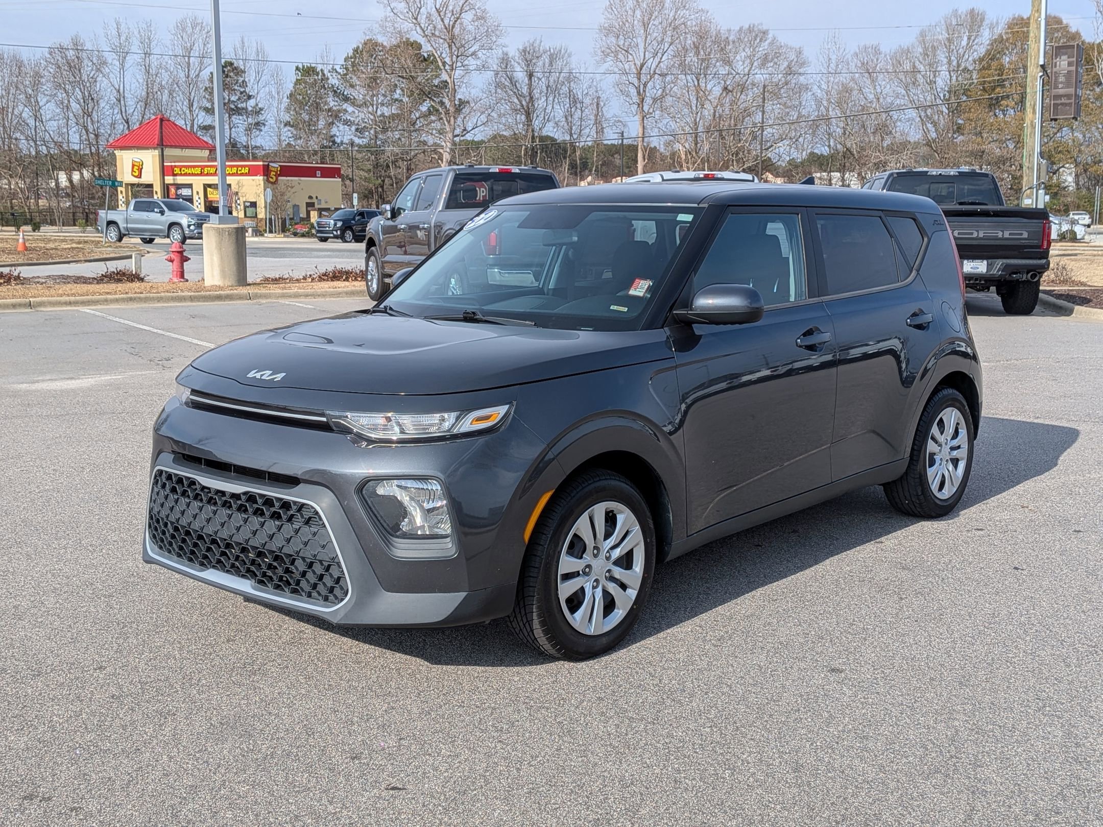 2022 Kia Soul LX's photo