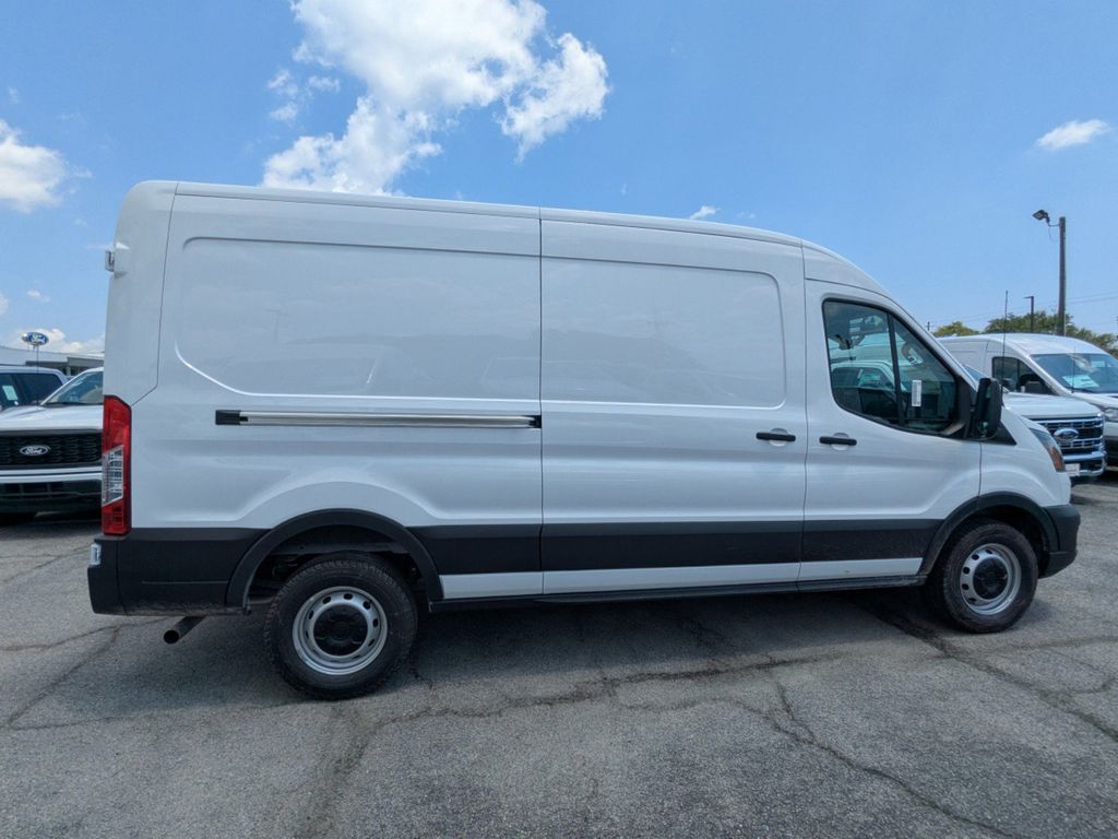 2025 Ford Transit photo 3