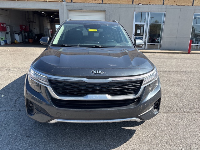 2021 Kia Seltos S photo 2