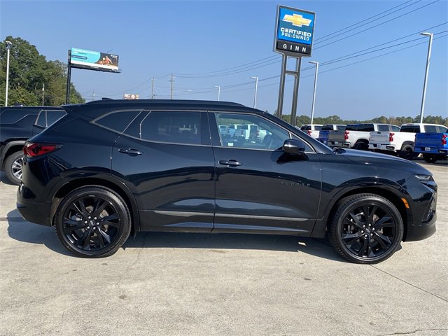 2022 Chevrolet Blazer RS photo 2