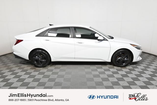 2022 Hyundai Elantra SEL Convenience photo 26