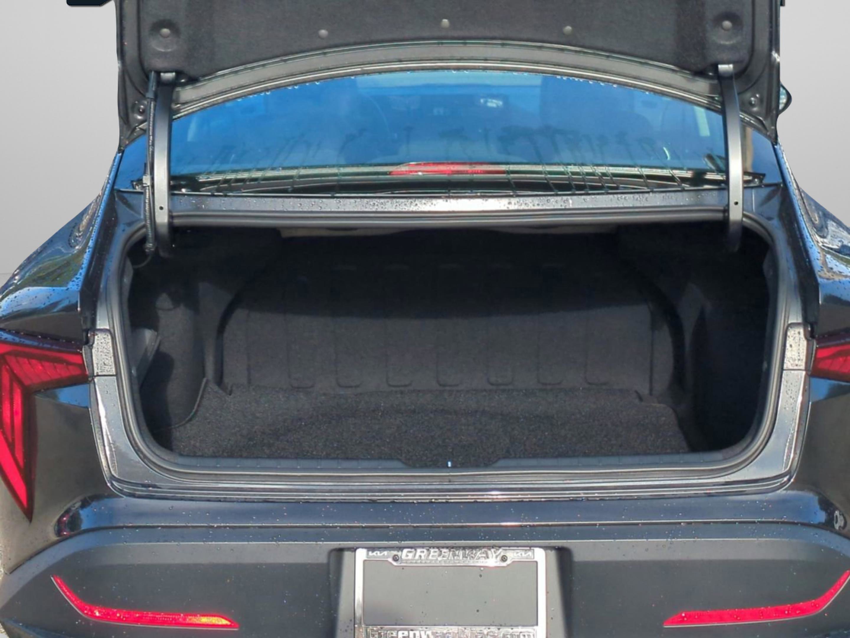2025 Kia K4 LX photo 12