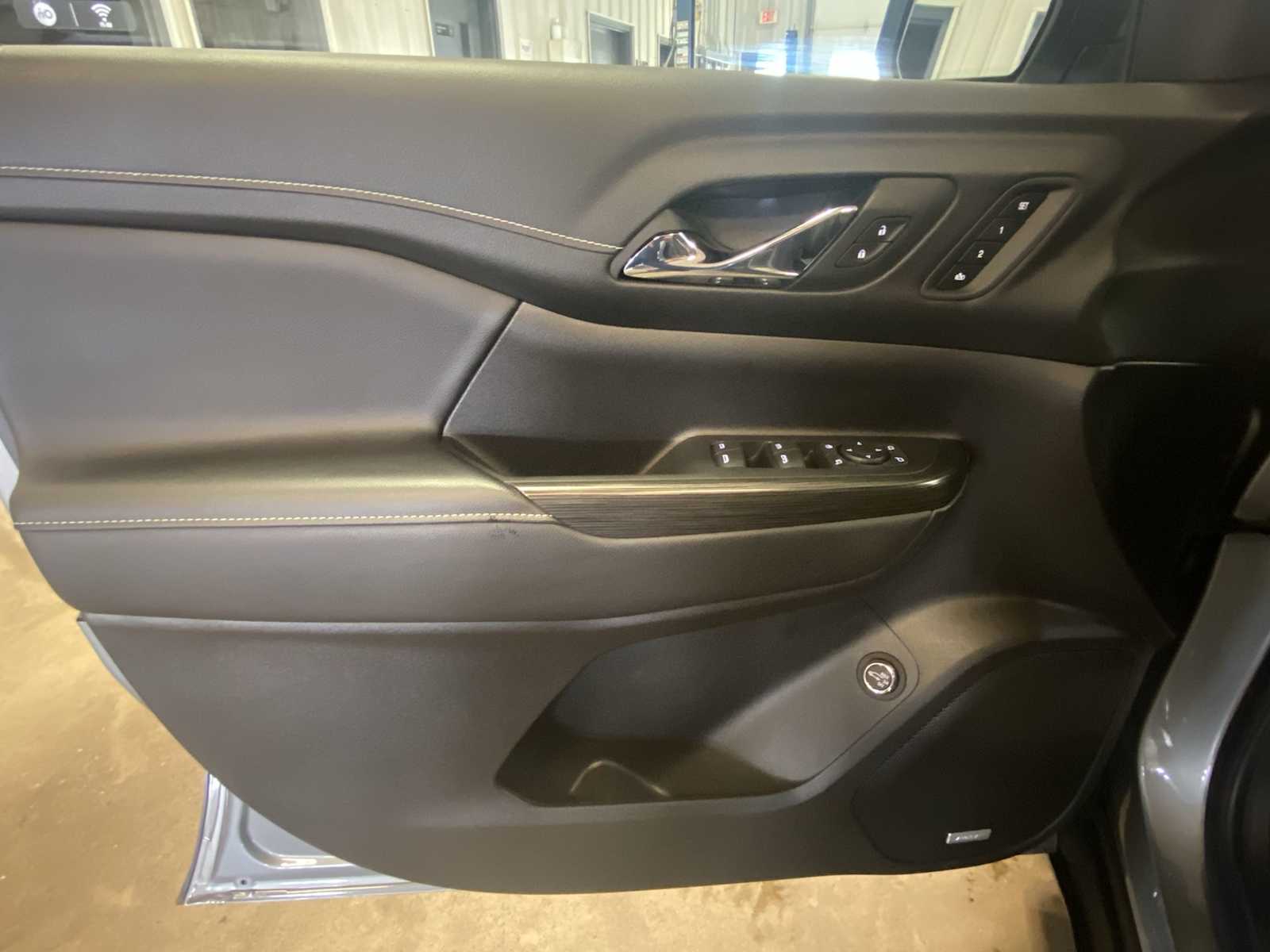 2023 Gmc Acadia SLT photo 23
