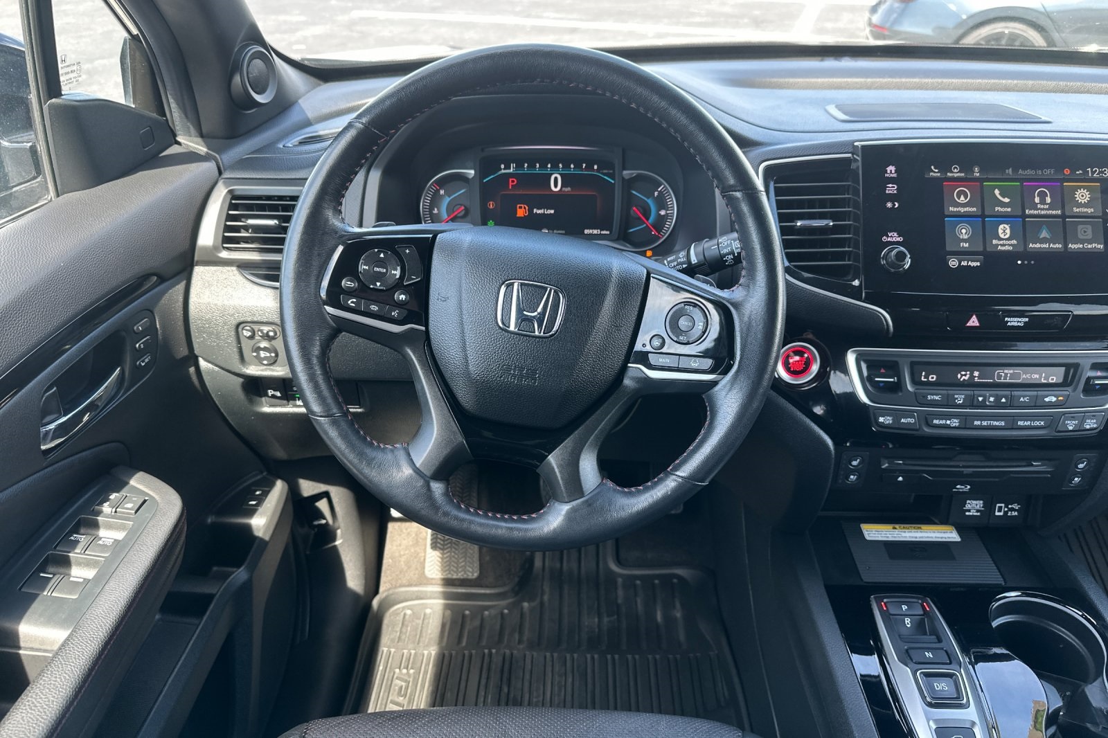 2022 Honda Pilot Black Edition photo 14