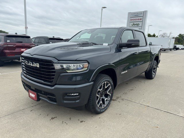 2026 Ram 1500 Laramie photo 3