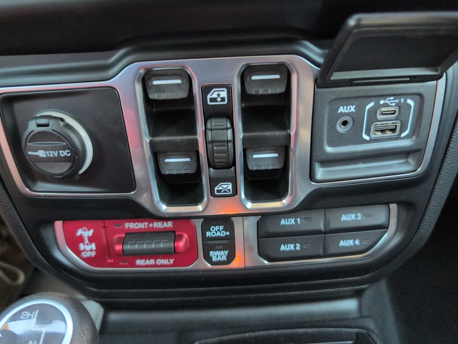 2023 Jeep Wrangler Rubicon photo 23