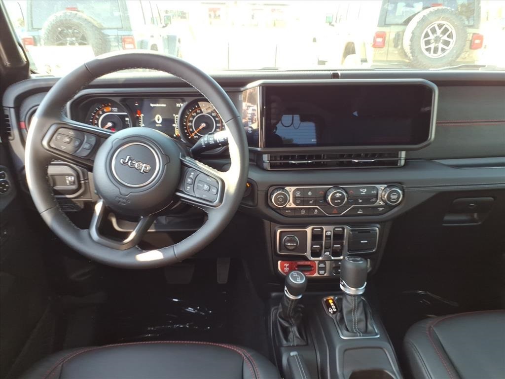 2025 Jeep Wrangler Rubicon photo 12
