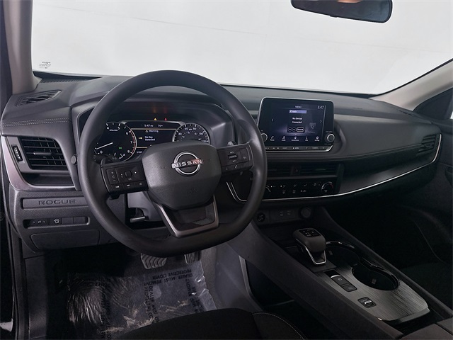 2025 Nissan Rogue S photo 9