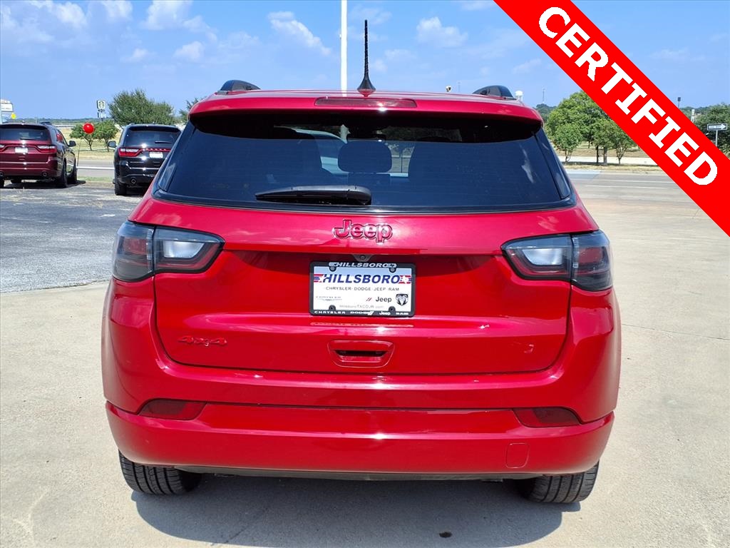 2023 Jeep Compass Limited photo 4