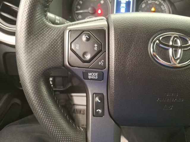 2022 Toyota Tacoma TRD Off-Road photo 14