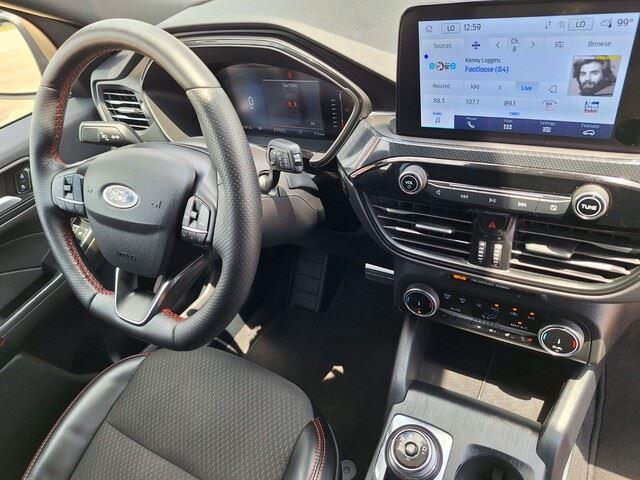 2024 Ford Escape ST-Line photo 27