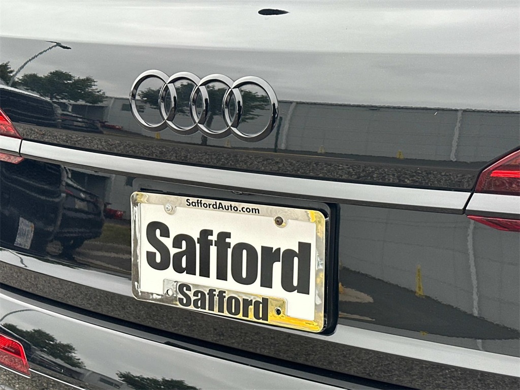 2023 Audi SQ7 Prestige photo 10