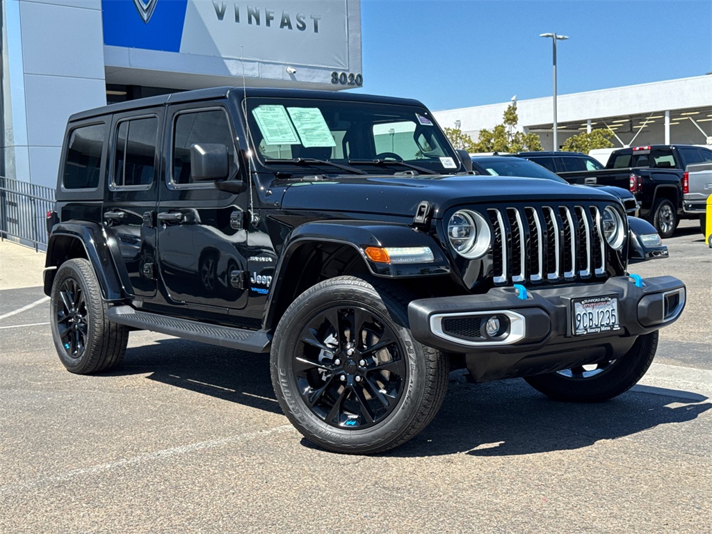 2022 Jeep Wrangler Unlimited Sahara 4xe photo 2