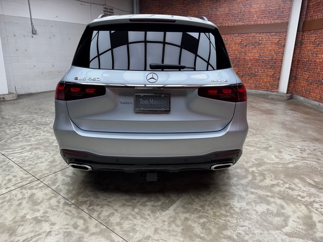 2025 Mercedes Benz GLS 450 4MATIC photo 4