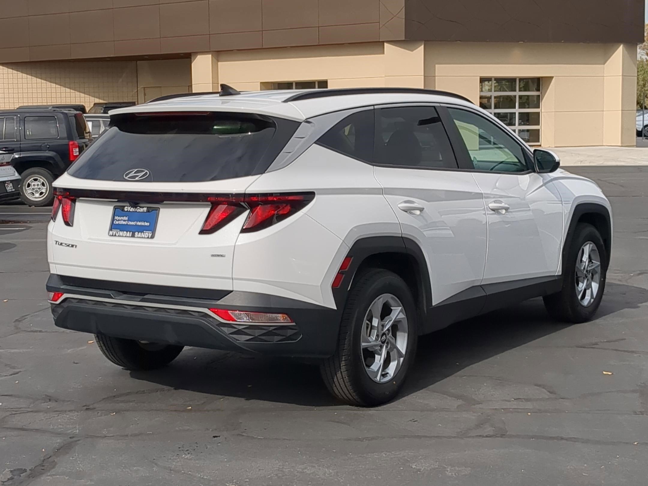 2024 Hyundai Tucson SEL photo 2