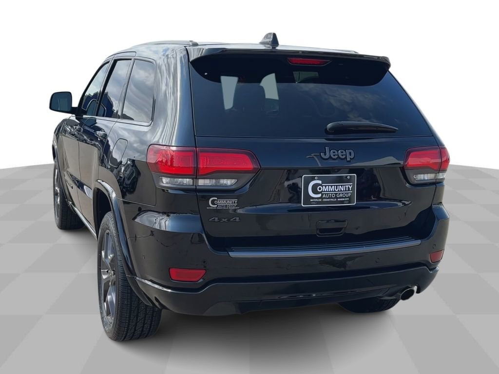 2021 Jeep Grand Cherokee Anniversary Edition photo 4