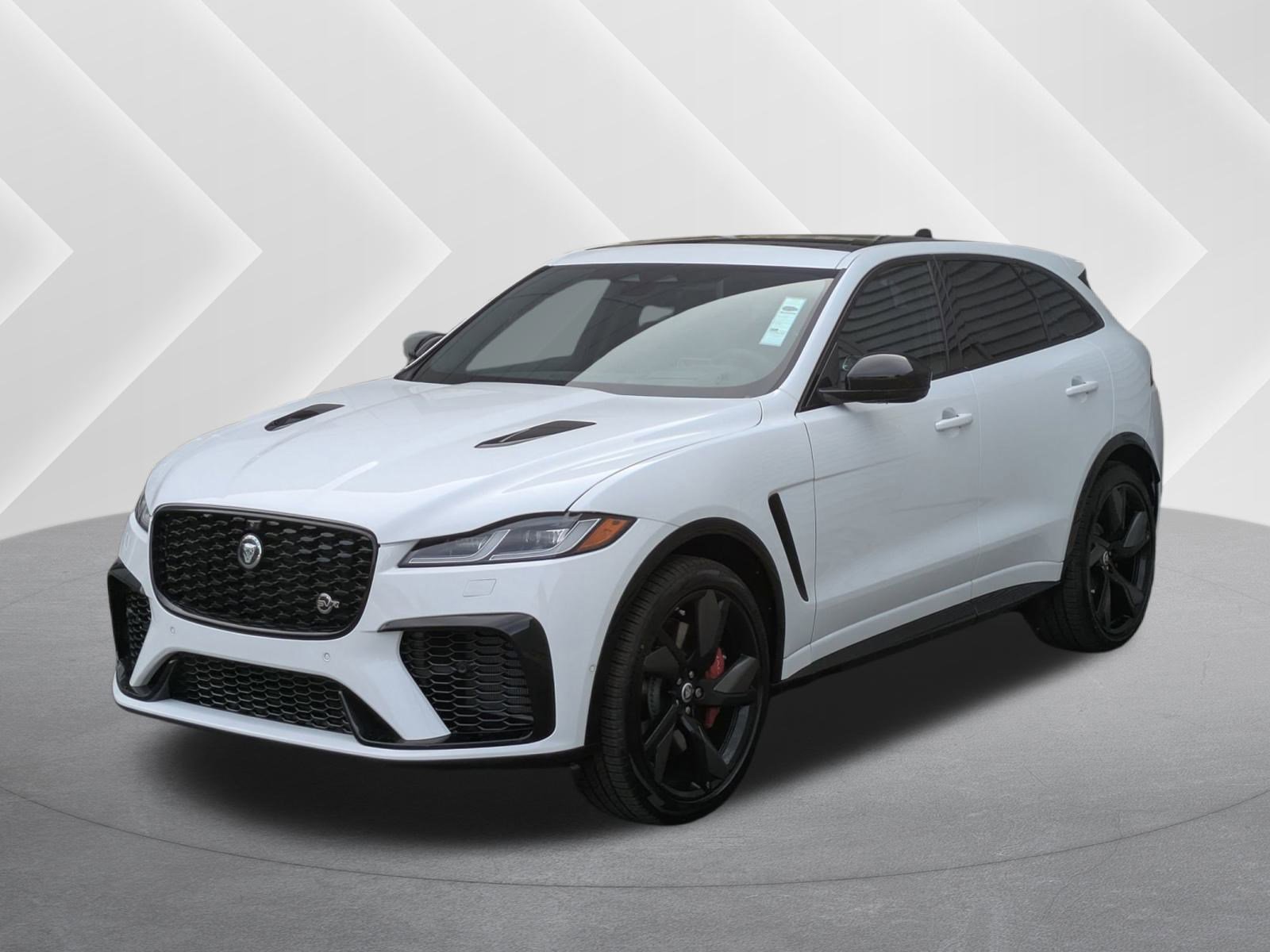 2026 Jaguar F-Pace SVR's photo