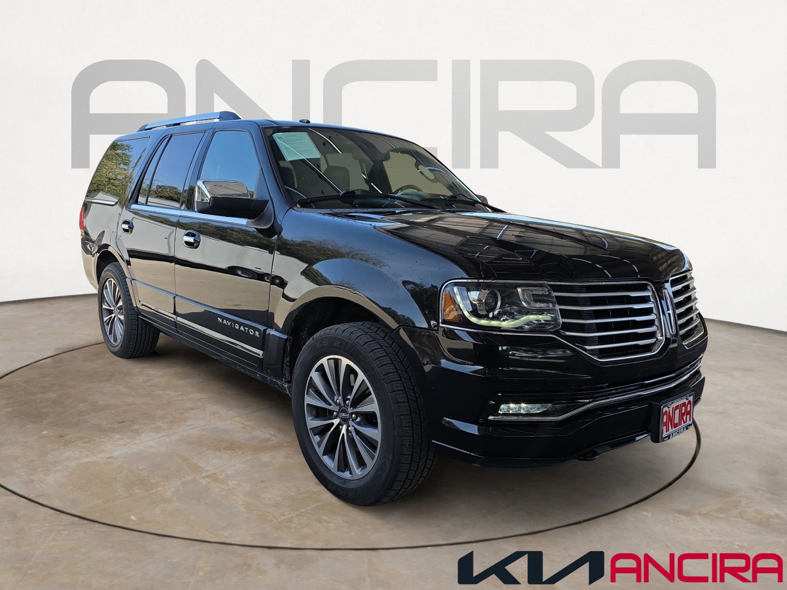 2017 Lincoln Navigator Select's photo