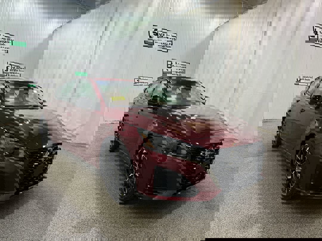 2025 Nissan Altima SR's photo