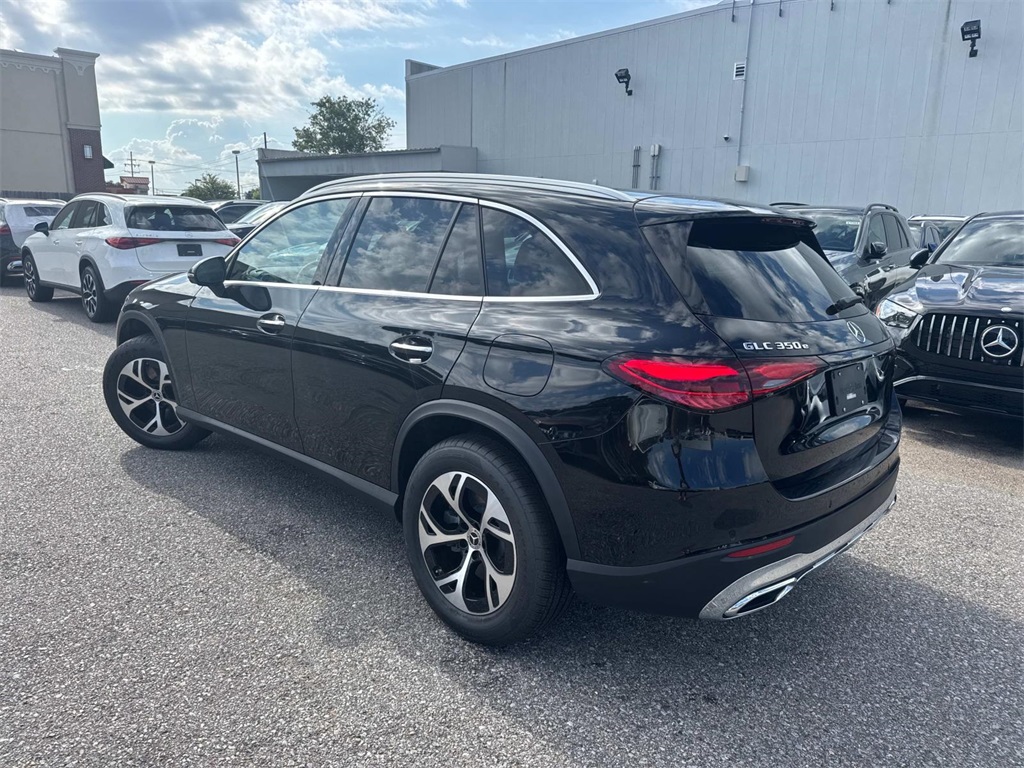 2026 Mercedes Benz GLC 350e 4MATIC photo 3