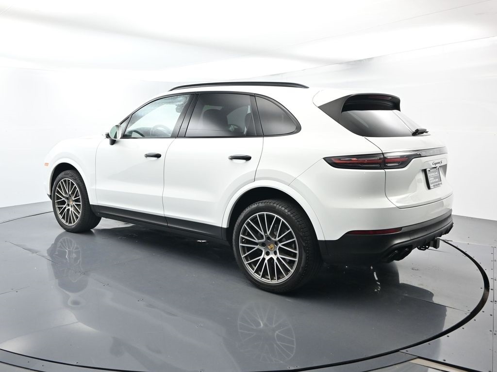 2023 Porsche Cayenne S Platinum Edition photo 11